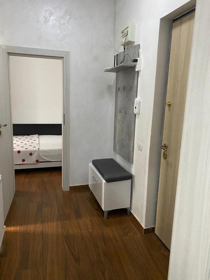 Twin Residence Five Mamaia Extérieur photo
